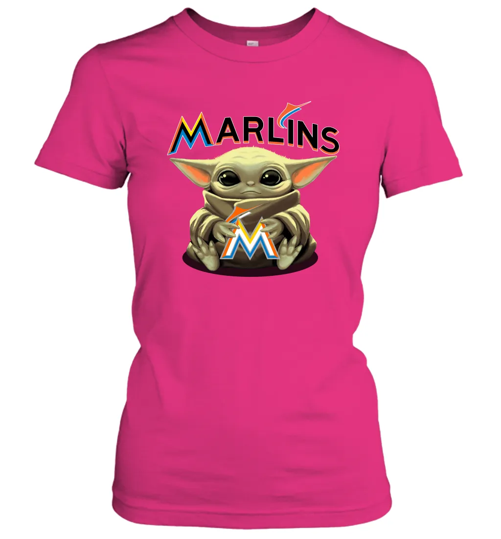 Baby Yoda Hugs Loves The Miami Marlins Baseball Womens T-Shirt