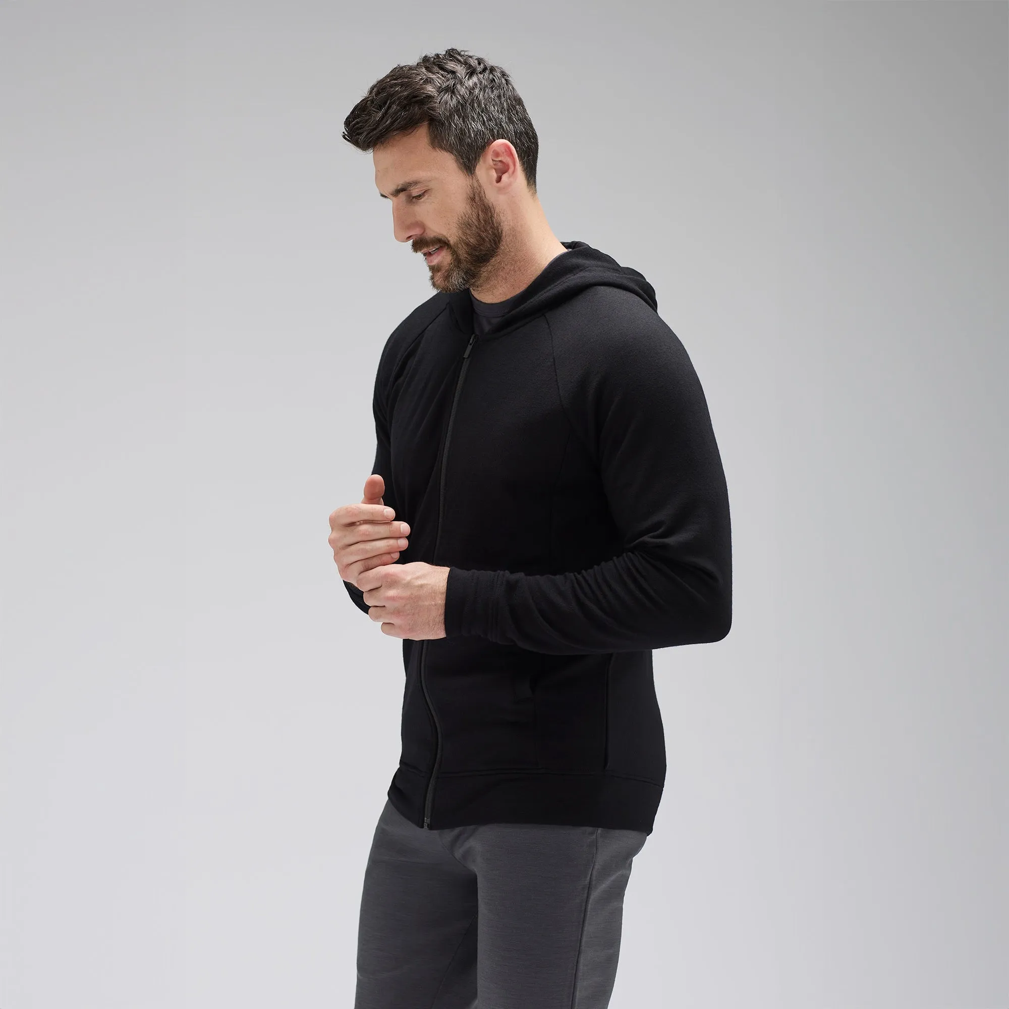 Carryology Meili Travel Hoodie - Versatile Lightweight Comfort with Stylish Functionality