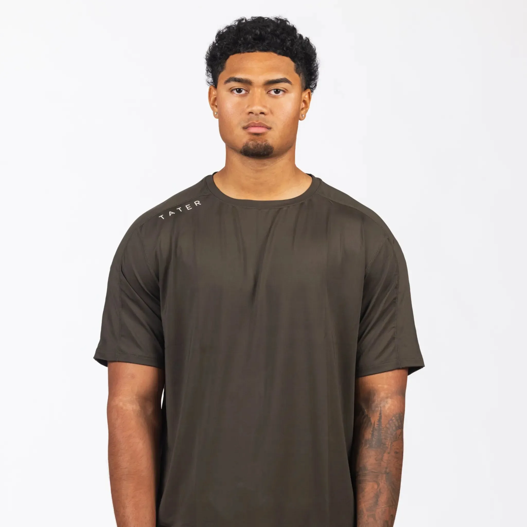 FUNDAMENTALS | Training Tee | Olive