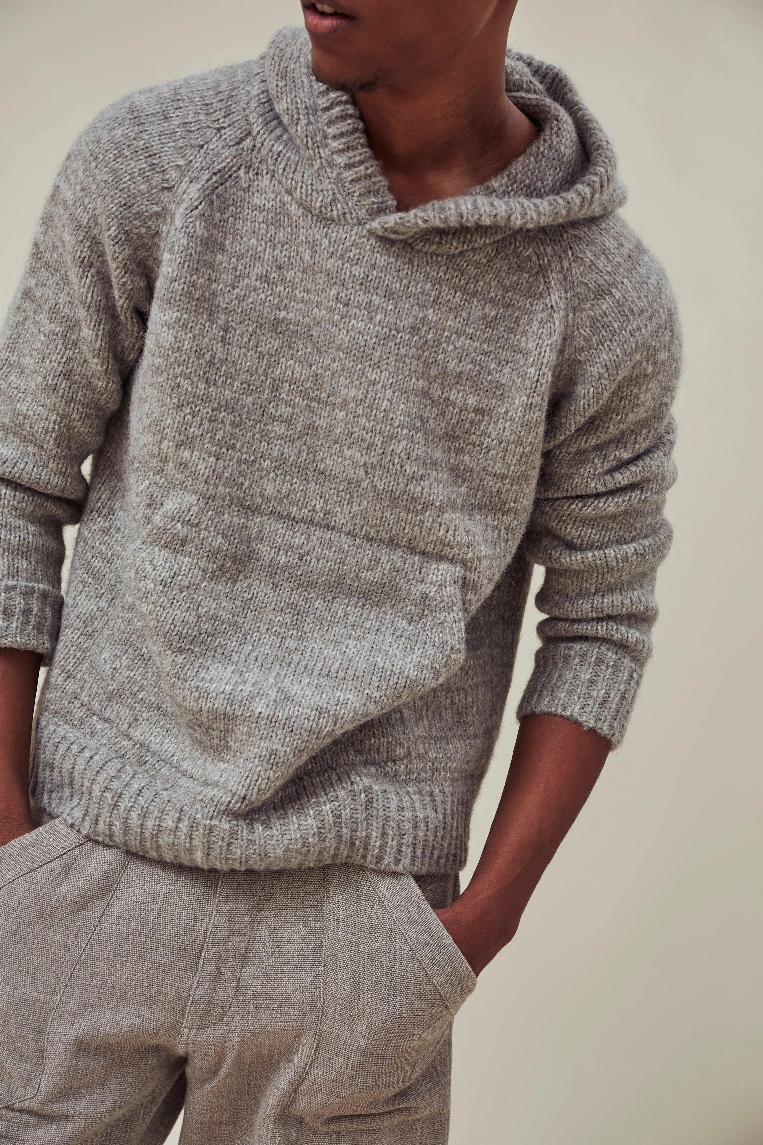 INDI ASH - Nova Hoody Grey Alpaca/Walnut