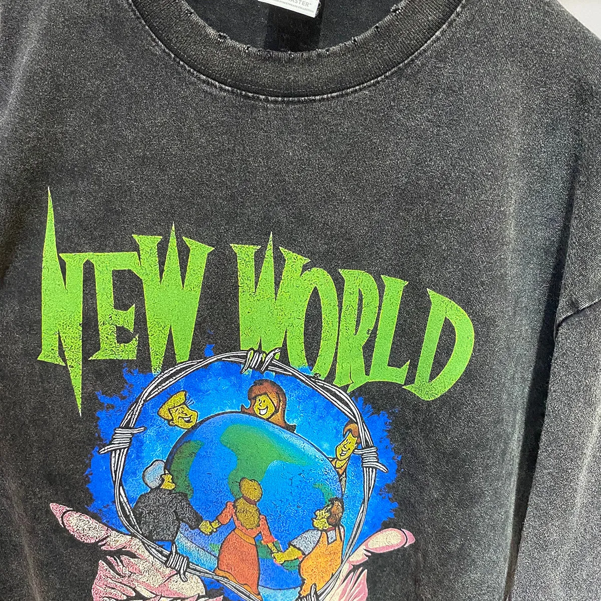 "NEW WORLD" AMERICAN VINTAGE DISTRESSED TEE